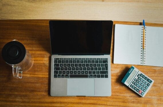 comment éviter les dettes selon la Bible