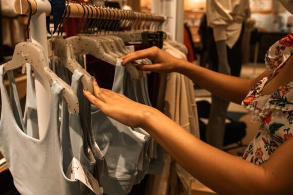 Quand le besoin devient un piège, achats inutiles